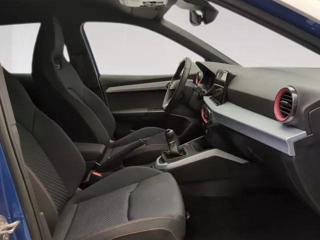SEAT Arona 1.0 TSI FR Special Edition 85 kW (115 CV) de segunda mano