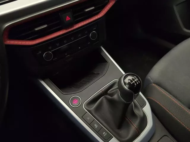 SEAT Arona 1.0 TSI FR Special Edition 85 kW (115 CV) de segunda mano