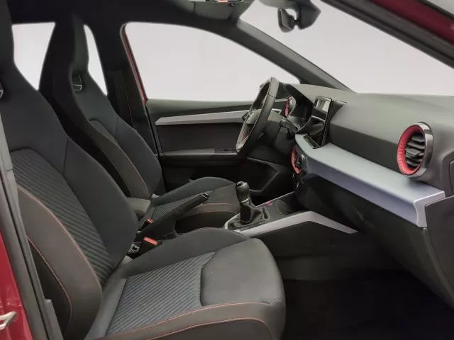SEAT Arona 1.0 TSI FR Special Edition 85 kW (115 CV) de segunda mano