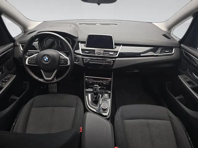 BMW Serie 2 218d Gran Tourer Business 110 kW (150 CV) de segunda mano