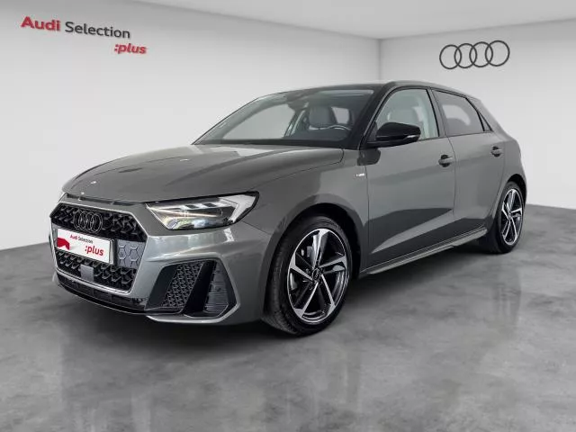 Audi A1 Adrenalin Black edition 30 TFSI 81 kW (110 CV) de segunda mano