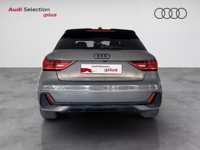 Audi A1 Adrenalin Black edition 30 TFSI 81 kW (110 CV) de segunda mano