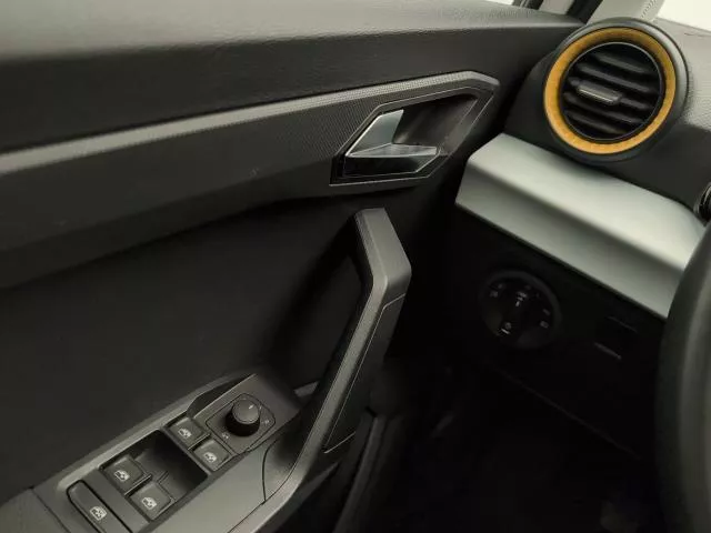 SEAT Arona 1.0 TSI Style Special Edition 85 kW (115 CV) de segunda mano