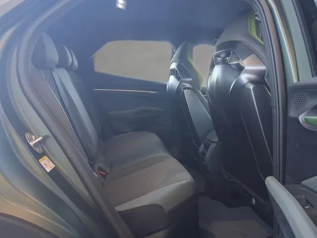 CUPRA Raval 51,5kWh VZ Extreme Launch Edition 166 kW (226 CV) de segunda mano