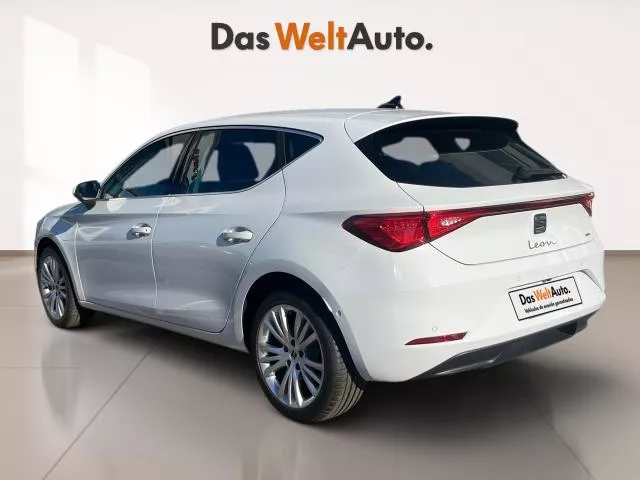 SEAT León 1.5 TSI S&S Style 25 Aniversario 85 kW (116 CV) de segunda mano