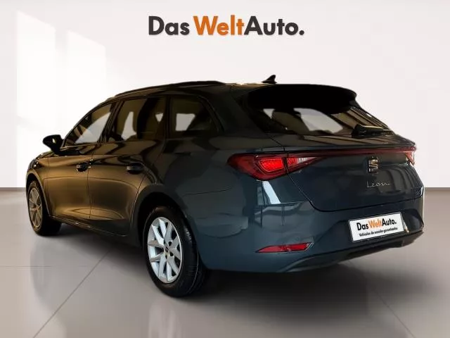 SEAT León 1.5 eTSI Style 25 Aniversario DSG 85 kW (116 CV) de segunda mano