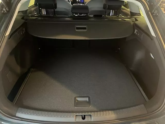 SEAT León 1.5 eTSI Style 25 Aniversario DSG 85 kW (116 CV) de segunda mano