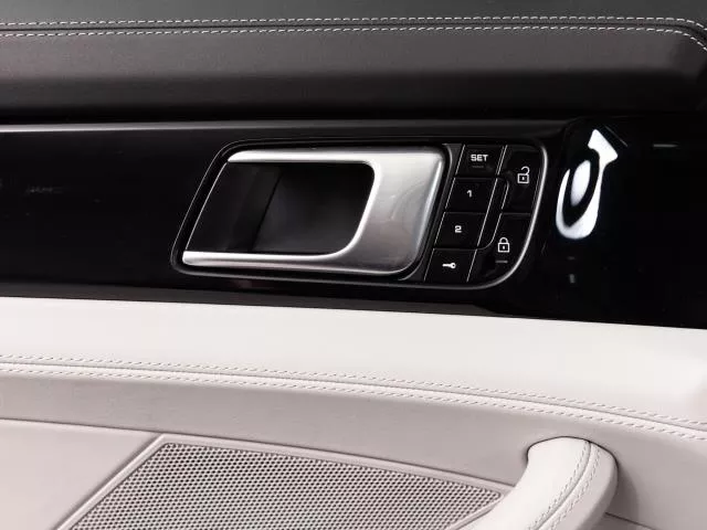 Porsche Panamera 4S E-Hybrid 412 kW (560 CV) de segunda mano