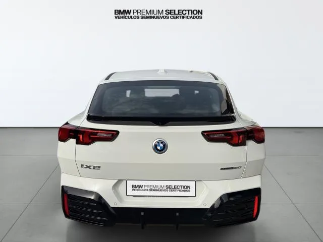 BMW iX2 eDrive20 150 kW (204 CV) de segunda mano