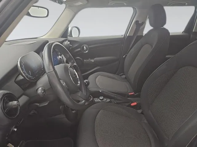 MINI Cooper 100 kW (136 CV) de segunda mano