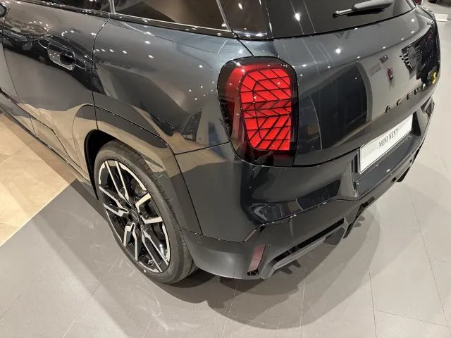 MINI Aceman SE 160 kW (218 CV) de segunda mano