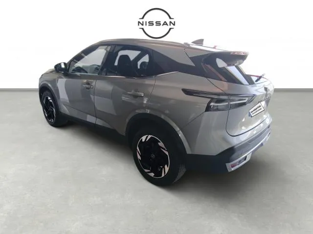 Nissan Qashqai DIG-T 140 N-Connecta 103 kW (140 CV) de segunda mano