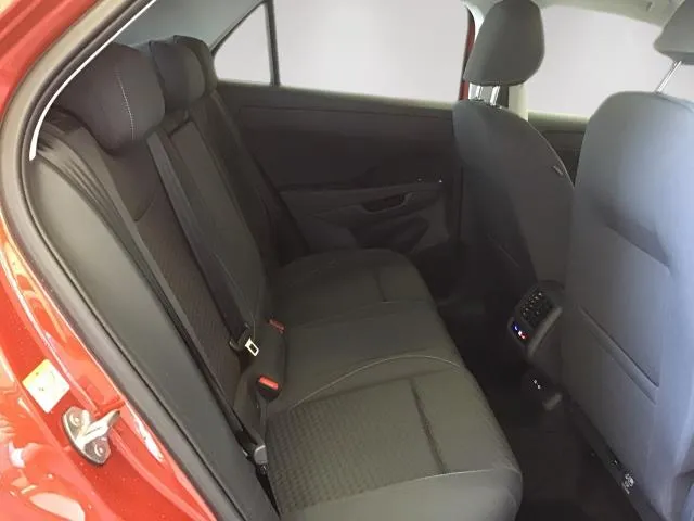 Volkswagen T-Roc «Más» 1.5 eTSI 85 kW (116 CV) DSG de segunda mano