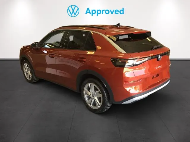 Volkswagen T-Roc «Más» 1.5 eTSI 85 kW (116 CV) DSG de segunda mano