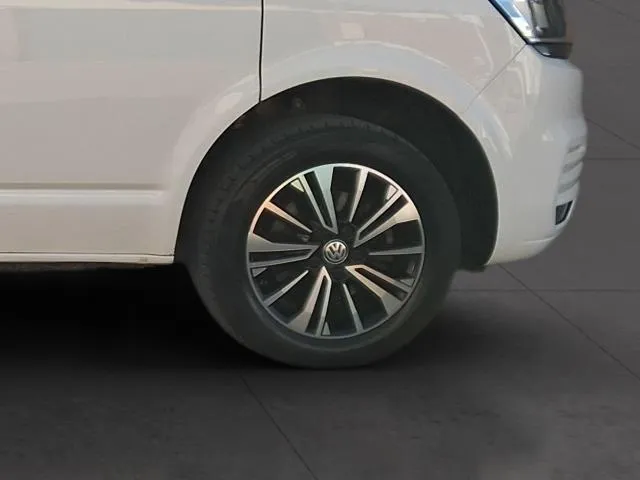 Volkswagen Caravelle Origin Batalla Larga 2.0 TDI BMT 81 kW (110 CV) de segunda mano