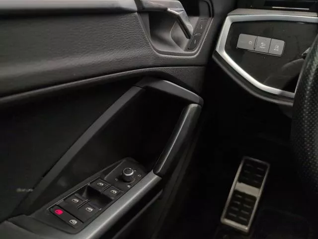 Audi Q3 S line 35 TDI 110 kW (150 CV) S tronic de segunda mano