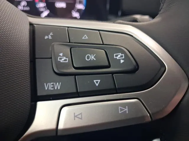 Volkswagen T-Roc «Más» 1.5 eTSI 85 kW (116 CV) DSG de segunda mano
