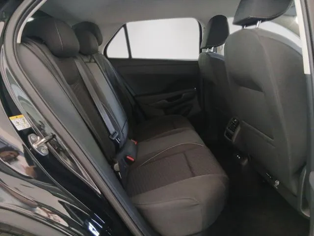 Volkswagen T-Roc «Más« 1.5 eTSI 110 kW (150 CV) DSG de segunda mano