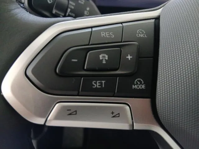 Volkswagen T-Roc «Más« 1.5 eTSI 110 kW (150 CV) DSG de segunda mano