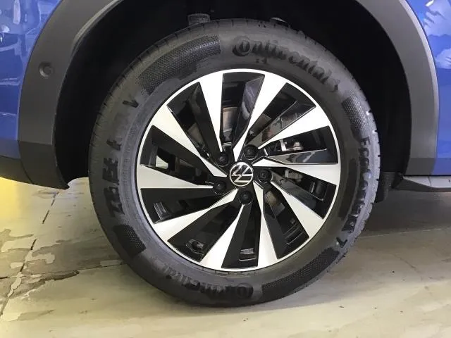 Volkswagen T-Roc «Más« 1.5 eTSI 85 kW (116 CV) DSG de segunda mano