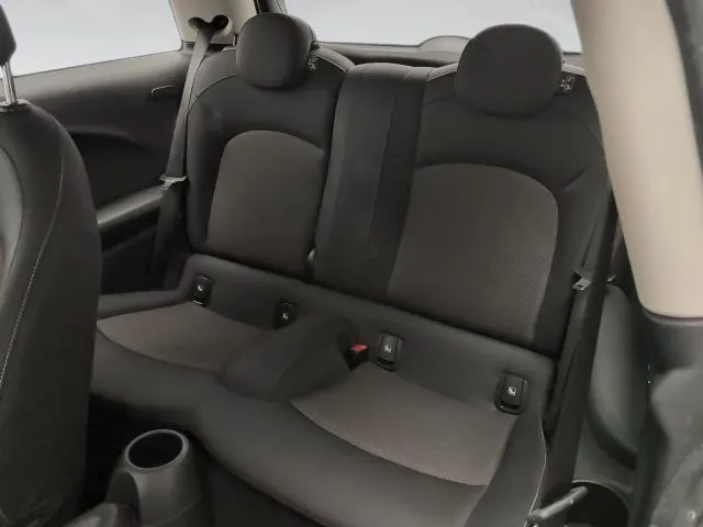 MINI Cooper 100 kW (136 CV) de segunda mano