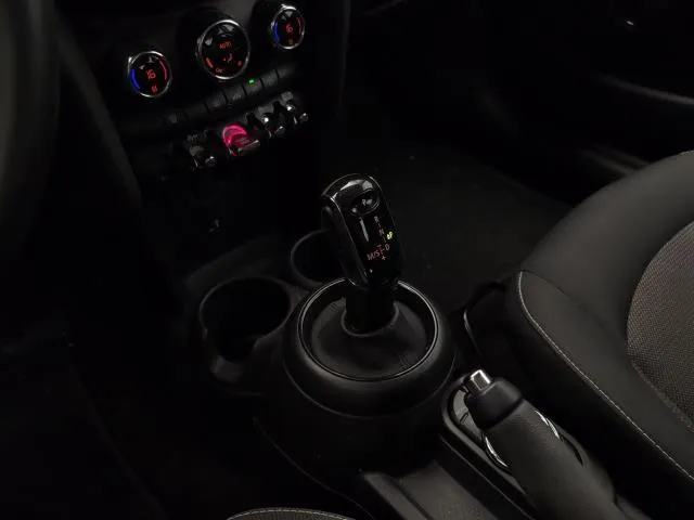 MINI Cooper 100 kW (136 CV) de segunda mano