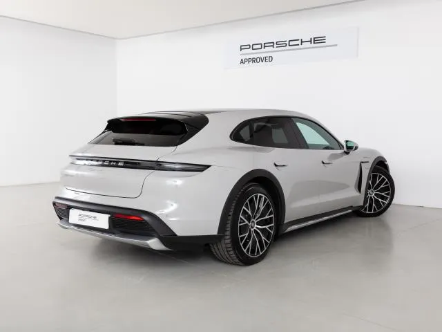 Porsche Taycan 4 Cross Turismo 350 kW (476 CV) de segunda mano