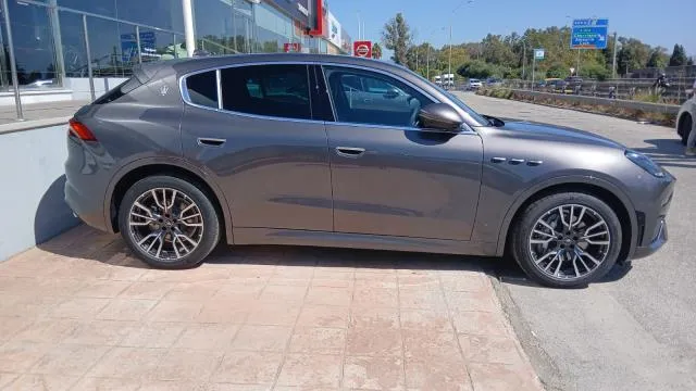 Maserati Grecale 2.0 MHEV L4 AWD 221 kW (300 CV) de segunda mano