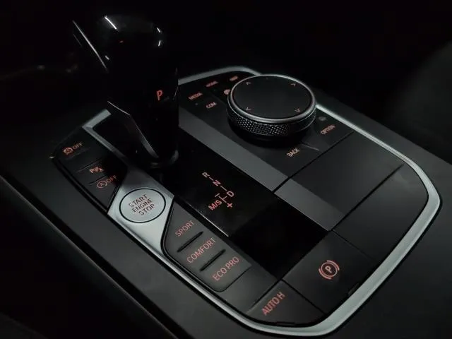 BMW Serie 1 118i 103 kW (140 CV) de segunda mano