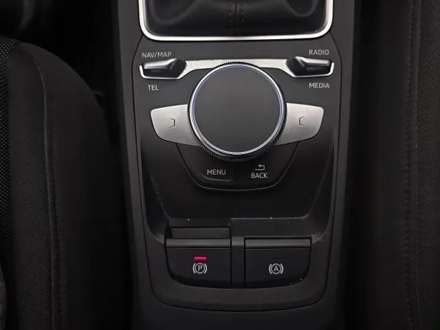 Audi Q2 Advanced 30 TFSI 81 kW (110 CV) de segunda mano