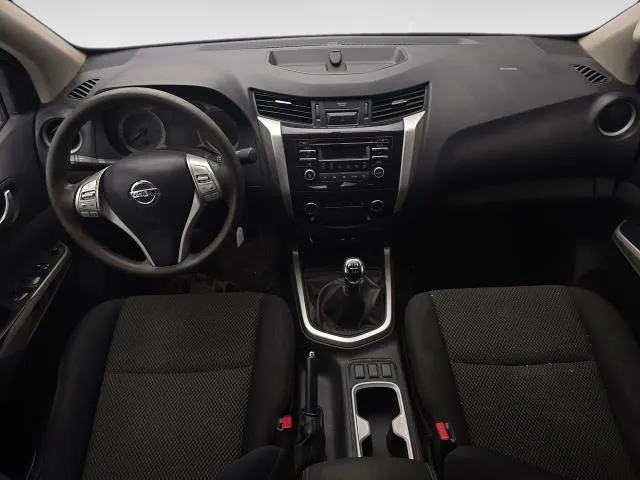 Nissan Navara D. Cab. 2.3dCi 120kW(160CV) Acenta BDif de segunda mano