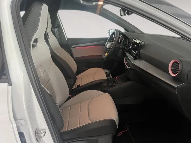 SEAT Arona 1.0 TSI 85kW (115CV) Start&Stop FR+ de segunda mano