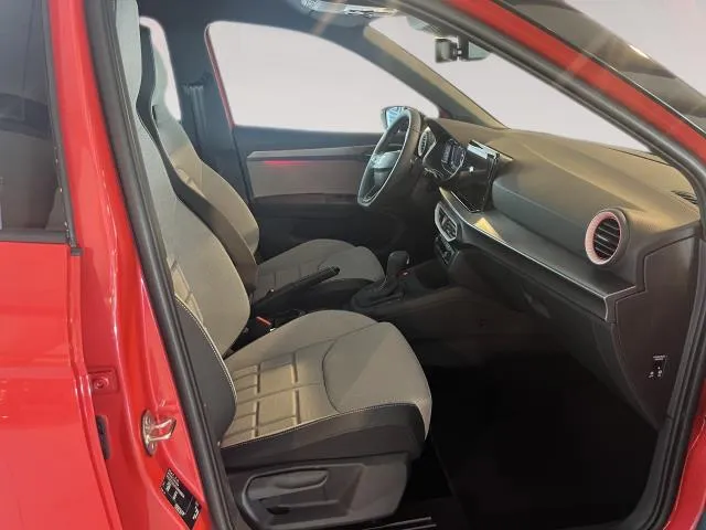 SEAT Arona 1.0 TSI S&S FR Plus DSG 81 kW (110 CV) de segunda mano