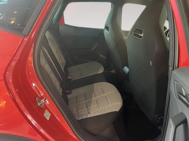 SEAT Arona 1.0 TSI S&S FR Plus DSG 81 kW (110 CV) de segunda mano