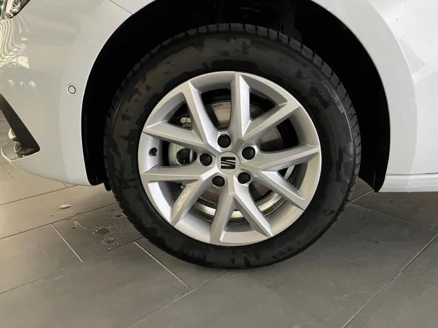 SEAT León 1.5 eTSI 85kW DSG-7 Style de segunda mano
