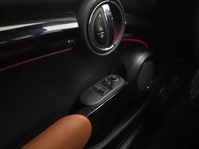 MINI Cooper 100 kW (136 CV) de segunda mano