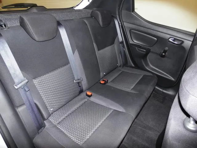 Nissan Micra IG-T Acenta 68 kW (92 CV) de segunda mano