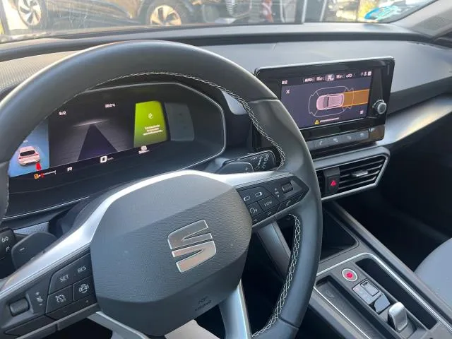 SEAT León 1.5 eTSI S&S Style Special Edition Vision DSG 110 kW (150 CV) de segunda mano