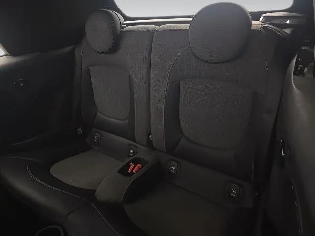 MINI Cabrio 100 kW (136 CV) de segunda mano