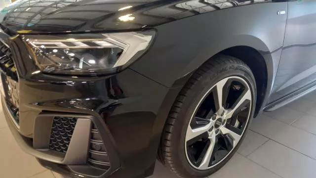 Audi A1 Adrenalin edition 30 TFSI 81 kW (110 CV) de segunda mano