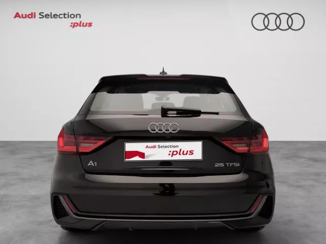 Audi A1 Adrenalin edition 25 TFSI 70 kW (95 CV) de segunda mano