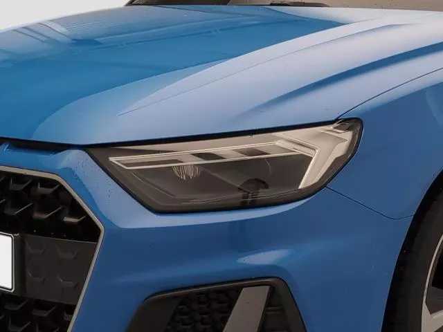 Audi A1 Adrenalin edition 30 TFSI 81 kW (110 CV) S tronic de segunda mano