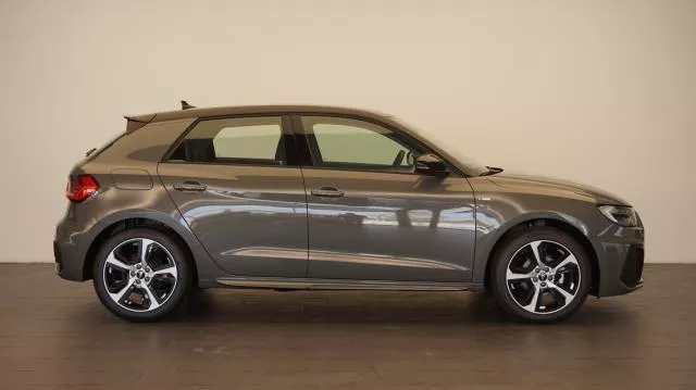 Audi A1 Adrenalin edition 25 TFSI 70 kW (95 CV) de segunda mano