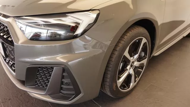 Audi A1 Adrenalin edition 25 TFSI 70 kW (95 CV) de segunda mano