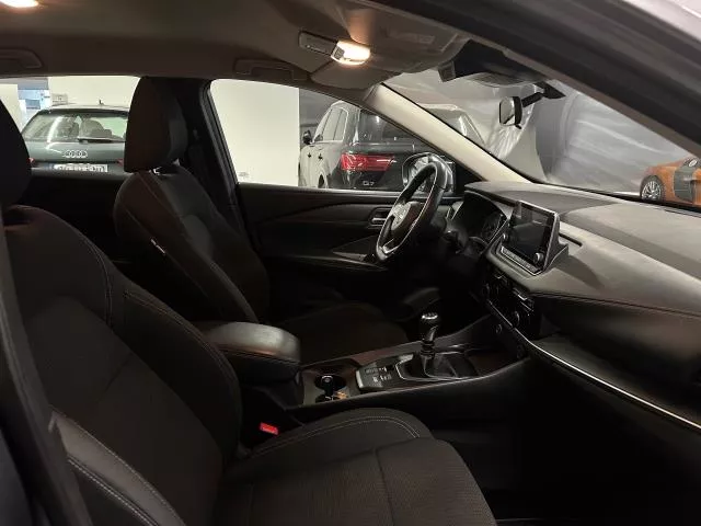 Nissan Qashqai DIG-T 140 mHEV Acenta 4×2 103 kW (140 CV) de segunda mano