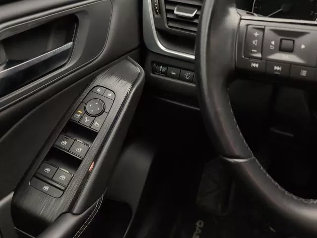 Nissan Qashqai DIG-T 140 mHEV Acenta 4×2 103 kW (140 CV) de segunda mano