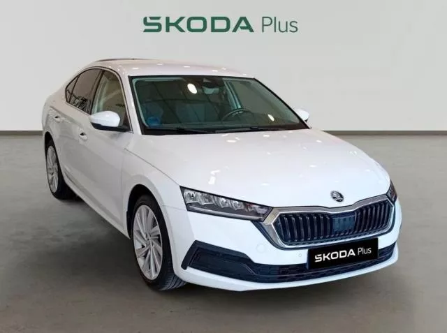 Skoda Octavia 1.4 TSI PHEV Ambition DSG 150 kW (204 CV) de segunda mano