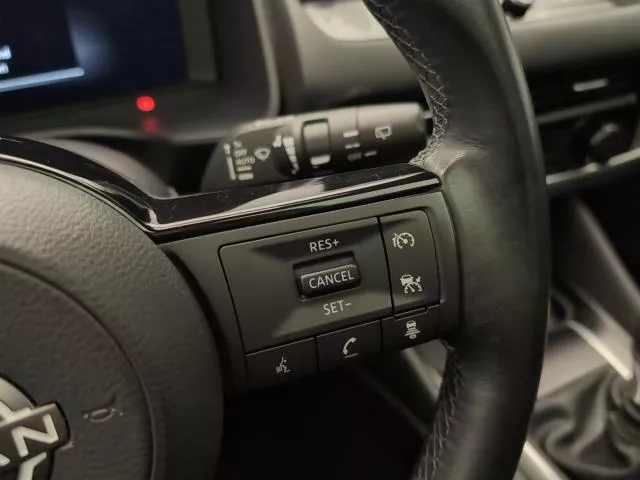 Nissan Qashqai DIG-T 140 N-Connecta 103 kW (140 CV) de segunda mano