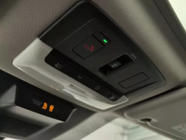 Nissan Qashqai DIG-T 140 N-Connecta 103 kW (140 CV) de segunda mano