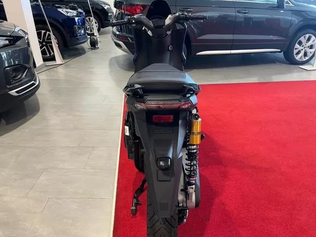 SEAT MÓ 125 ESCOOTER 125 de segunda mano